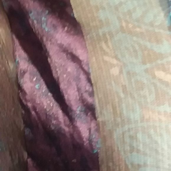 Perry Ellis sheer scarf purple, blue,bronze, and black - Picture 8 of 13